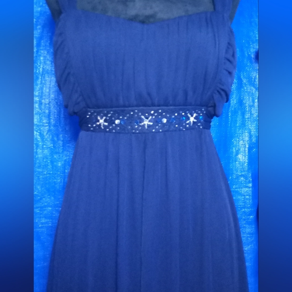 Dark blue Prom dress 👗 - Picture 5 of 6